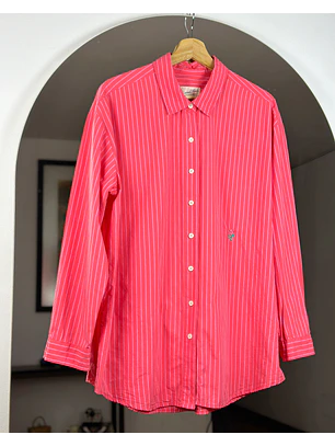 Camisa fucsia rayada