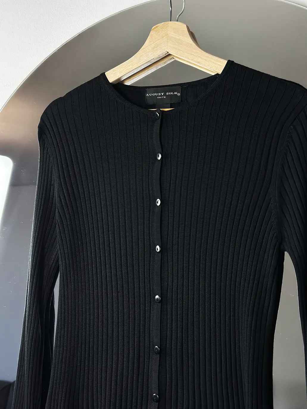 Cardigan negro de seda  2