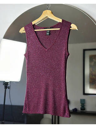 Top fucsia brillos