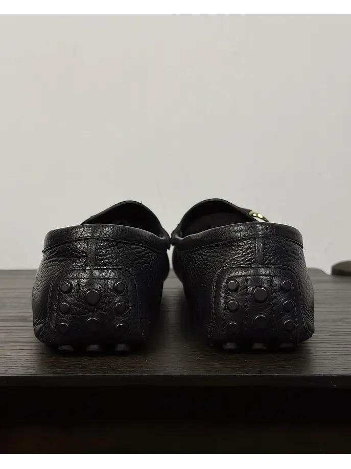 Mocasín negro de cuero  5