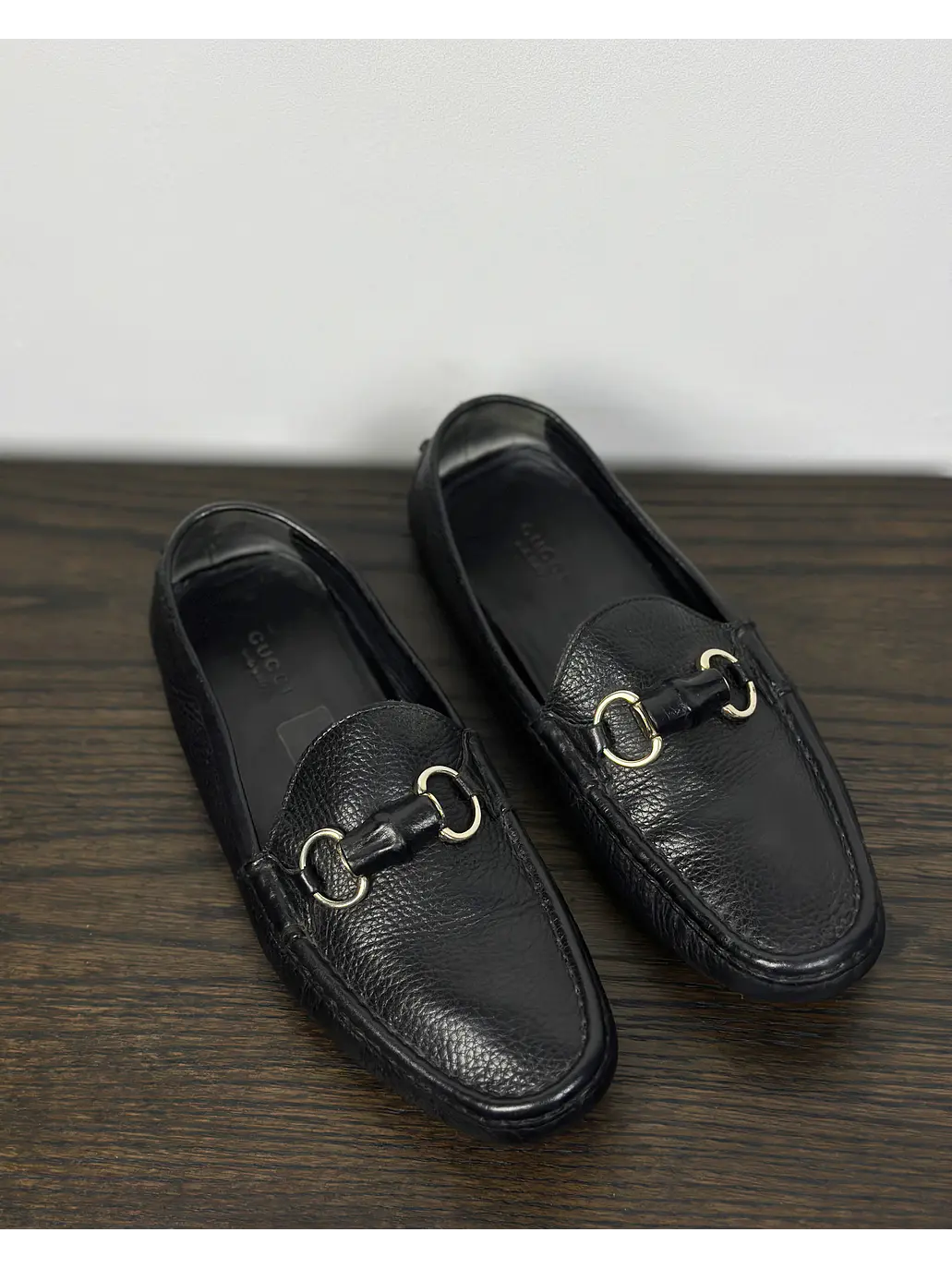 Mocasín negro de cuero  1