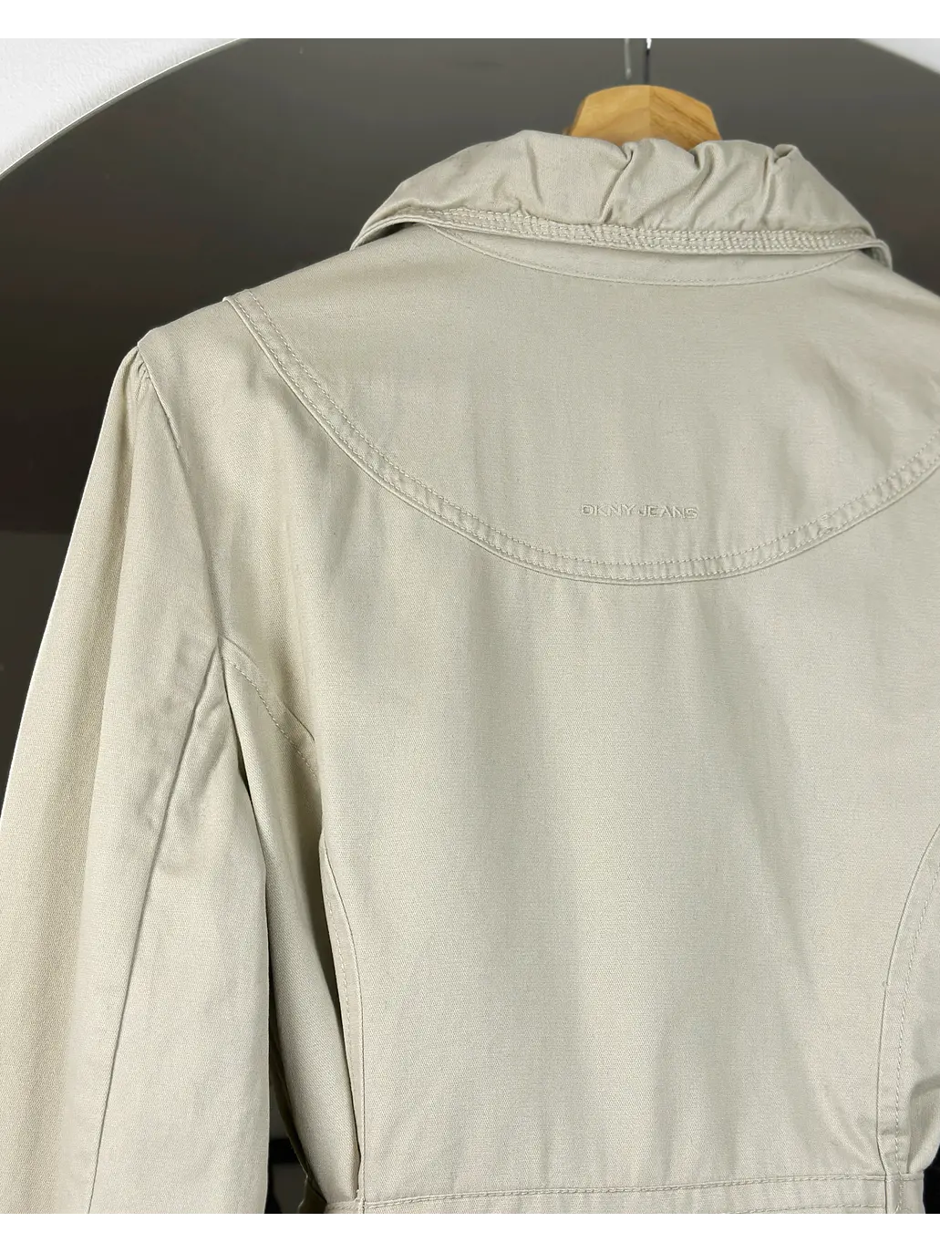 Trench corto beige  4