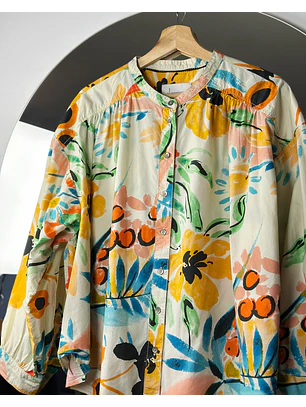 Camisa floreada 