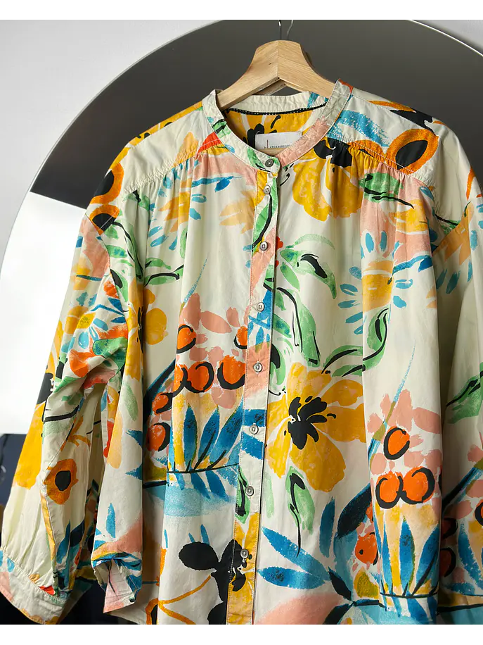 Camisa floreada  2