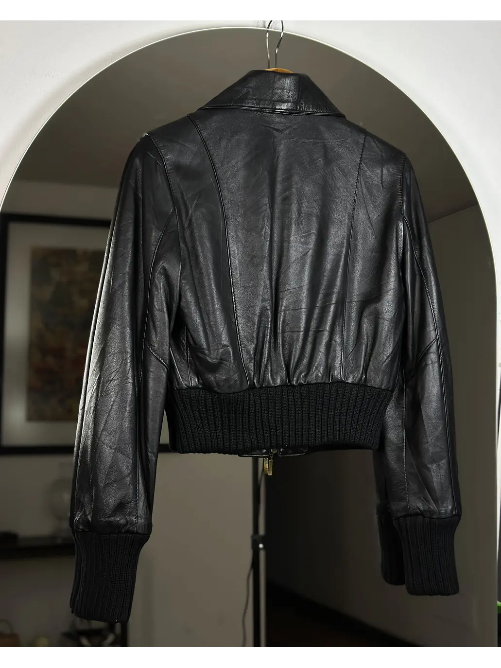 Chaqueta negra de cuero 3