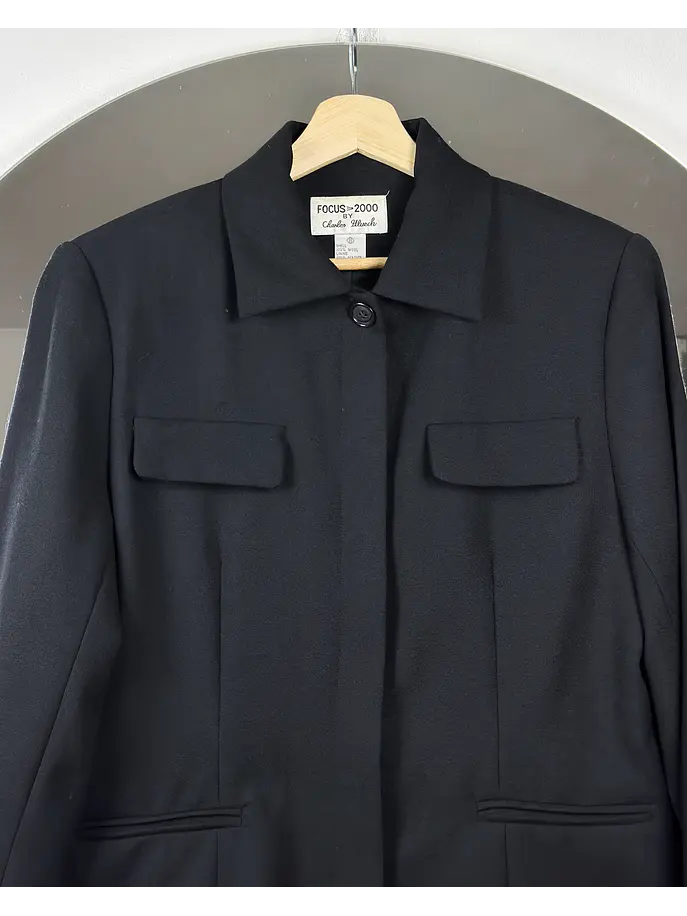 Blazer negra de lana 2