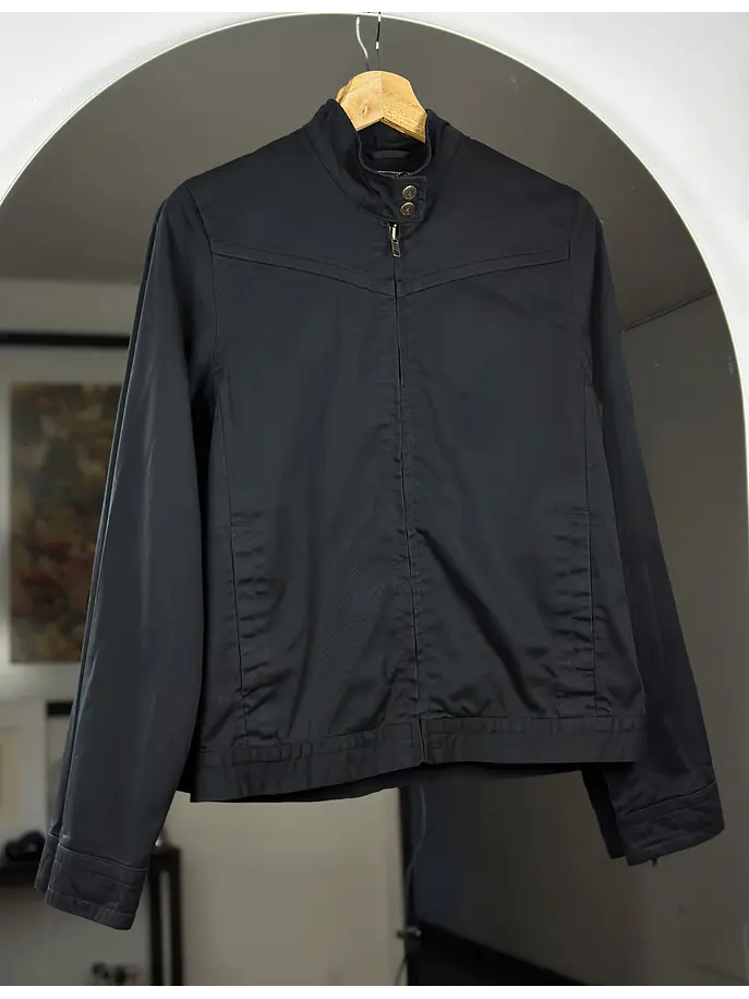 Chaqueta negra entallada  1