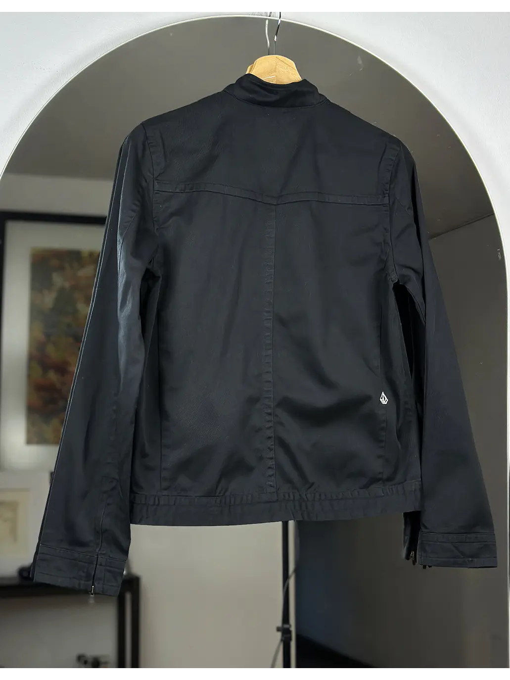 Chaqueta negra entallada  3
