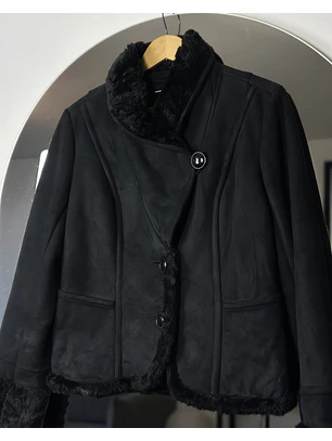 Gamulán negro corto