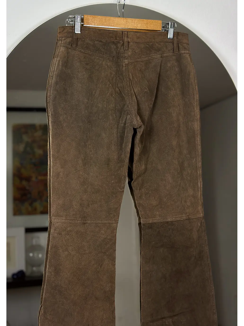 Pantalón café de gamuza 7
