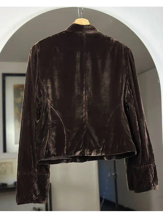 Chaqueta plush bordada  3