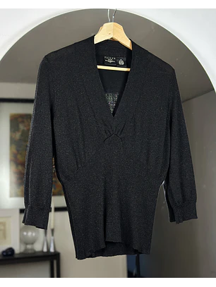 Top de punto con brillos