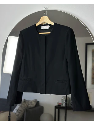Chaqueta negra de lana