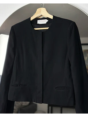 Chaqueta negra de lana