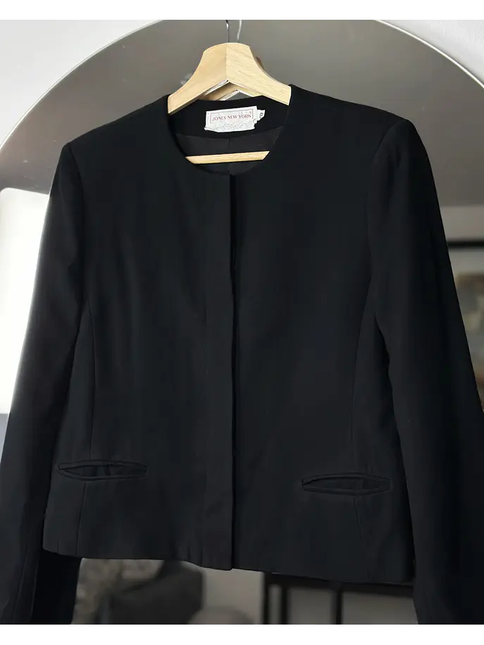 Chaqueta negra de lana 2