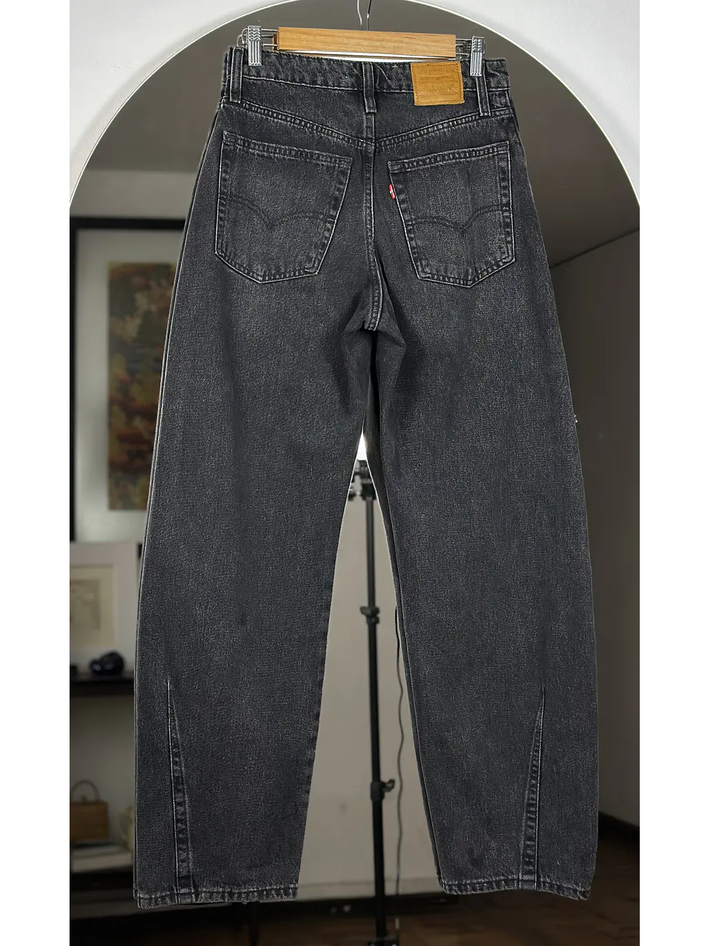 Pantalón negro lavado 4