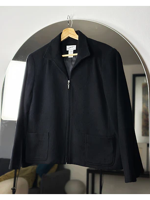 Chaqueta negra de lana
