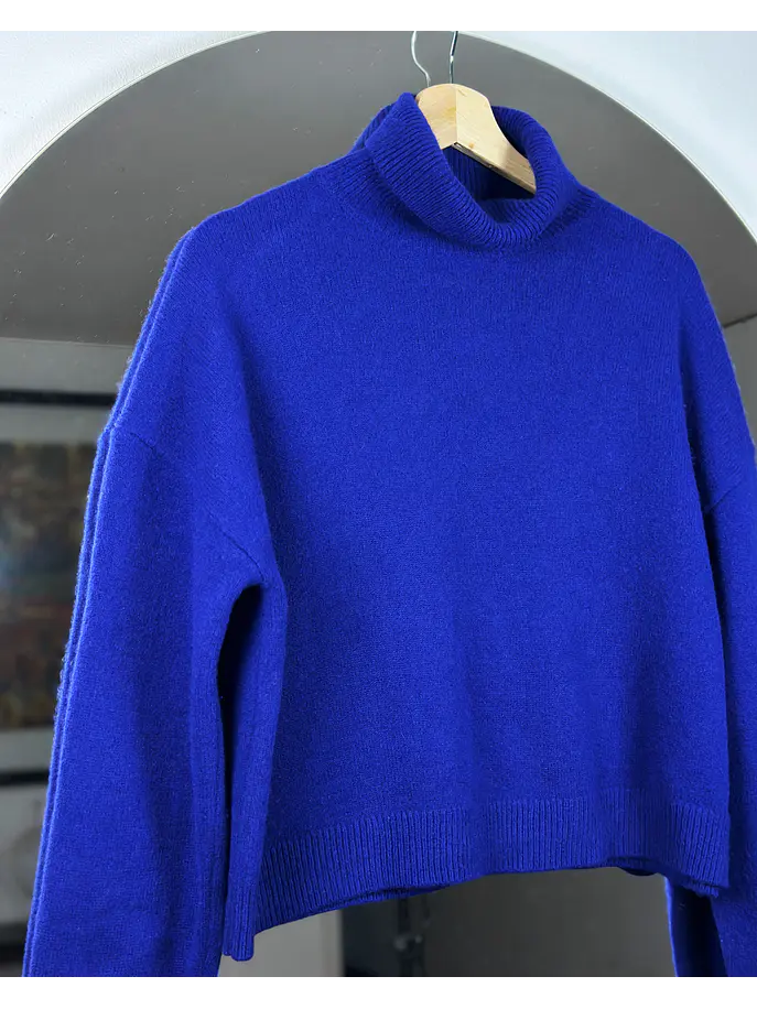 Chaleco azul con cuello 2