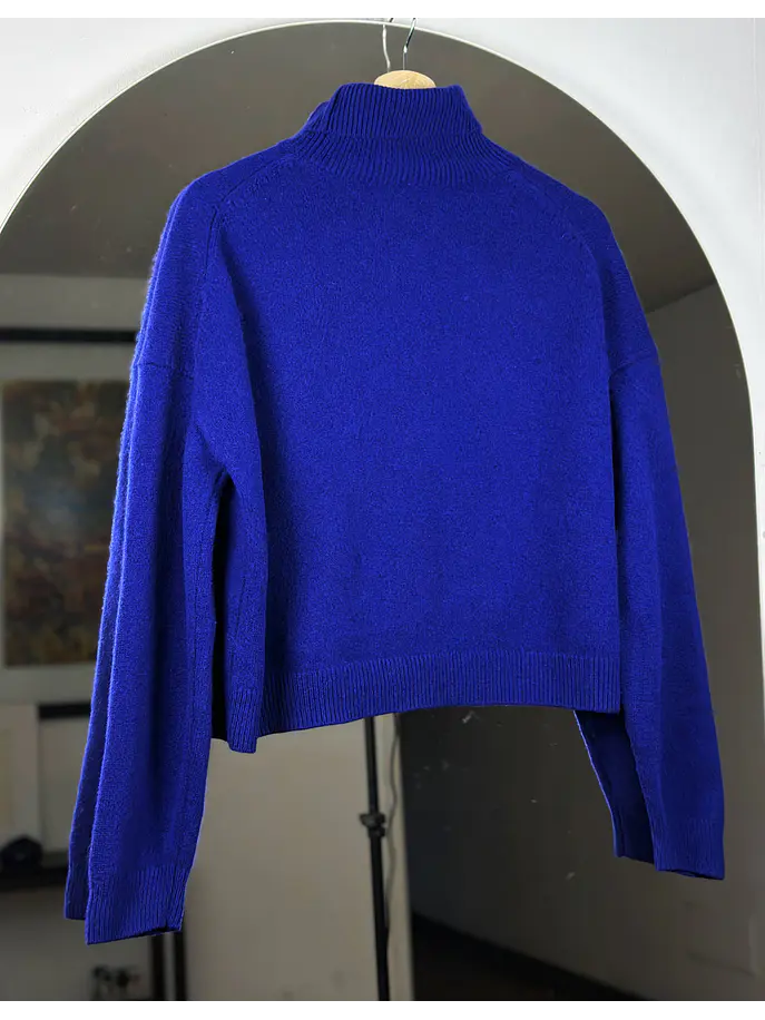 Chaleco azul con cuello 4