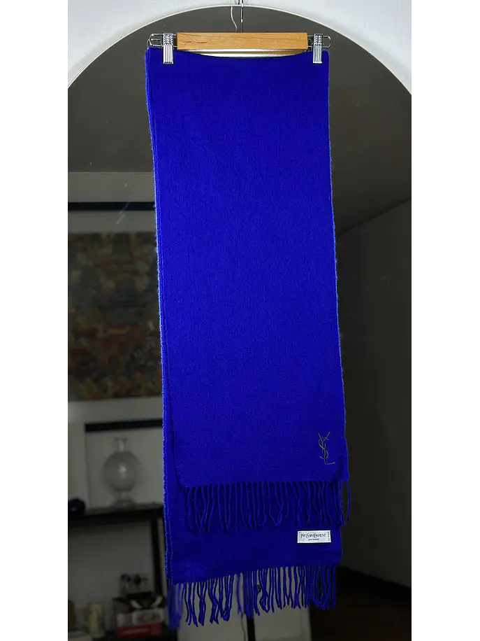 Bufanda de lana azul 5
