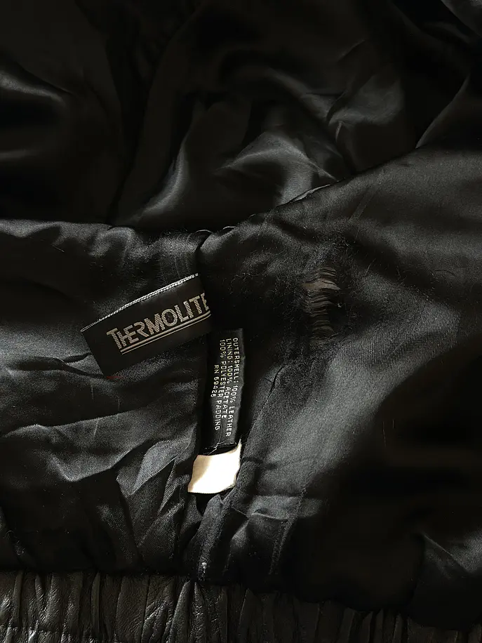 Chaqueta de cuero negra  8