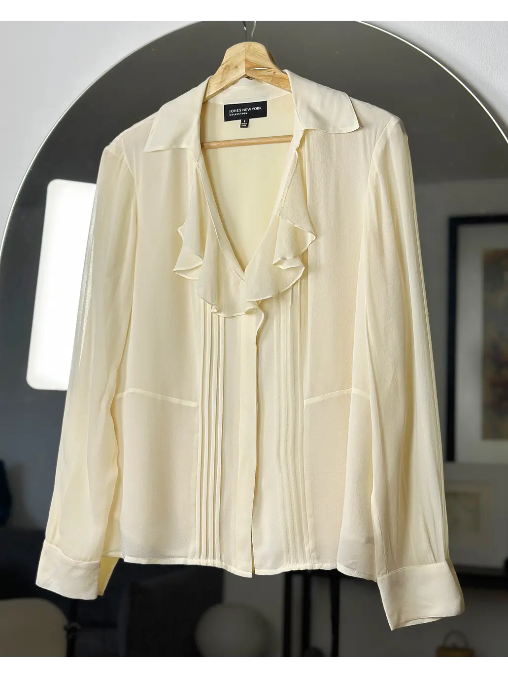 Blusa de seda color crema 4