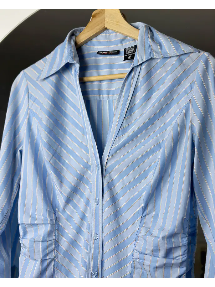 Camisa rayada celeste  3
