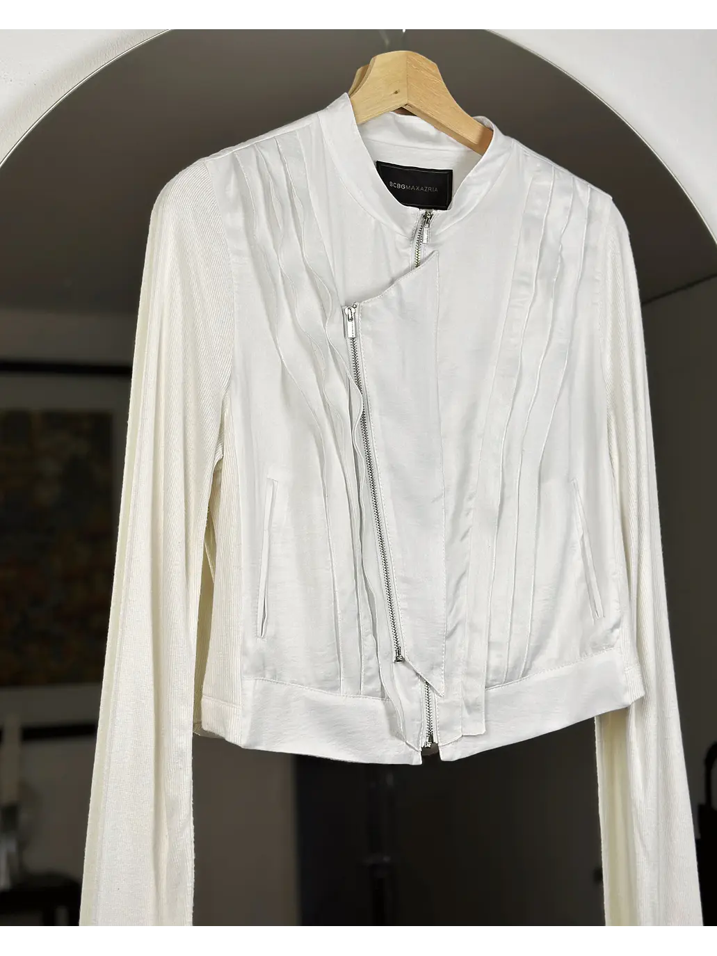 Chaqueta blanca satinada 2