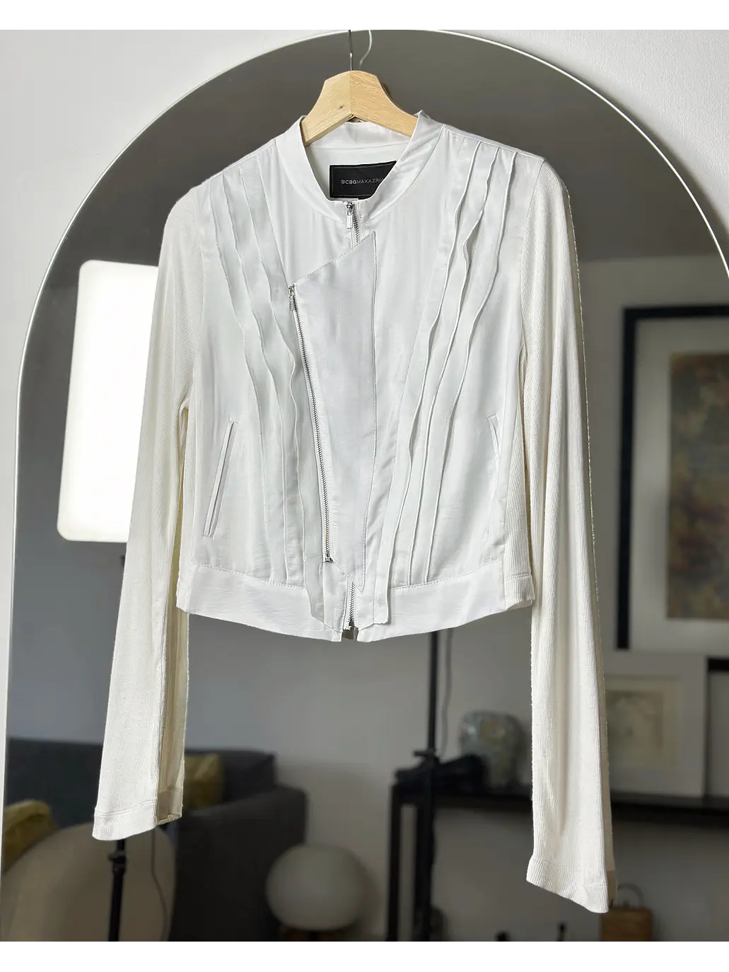 Chaqueta blanca satinada 3