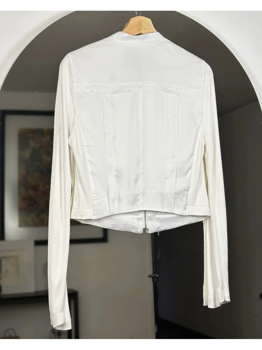 Chaqueta blanca satinada 5