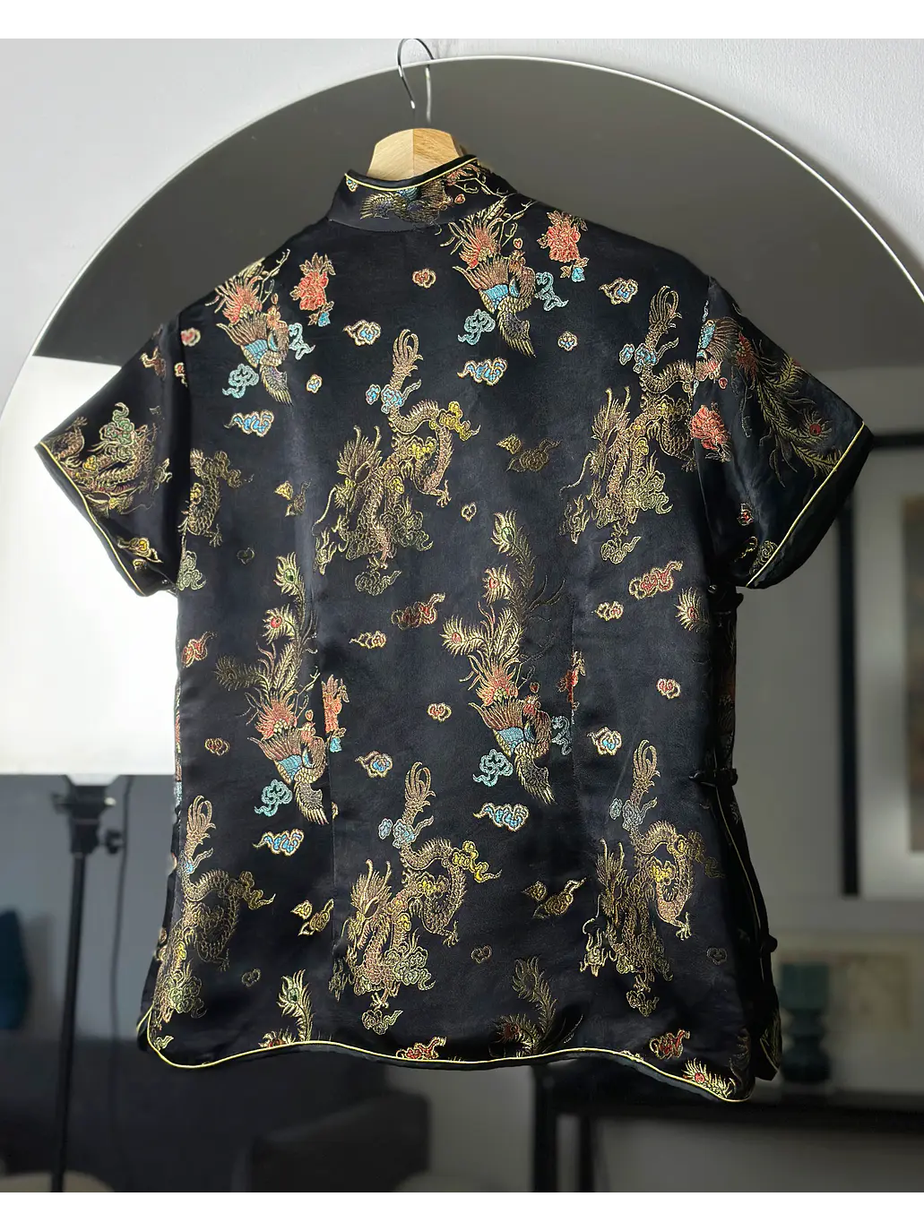 Camisa satinada estilo qipao 5