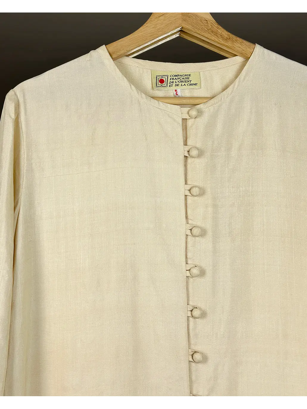 Camisa beige de seda  3