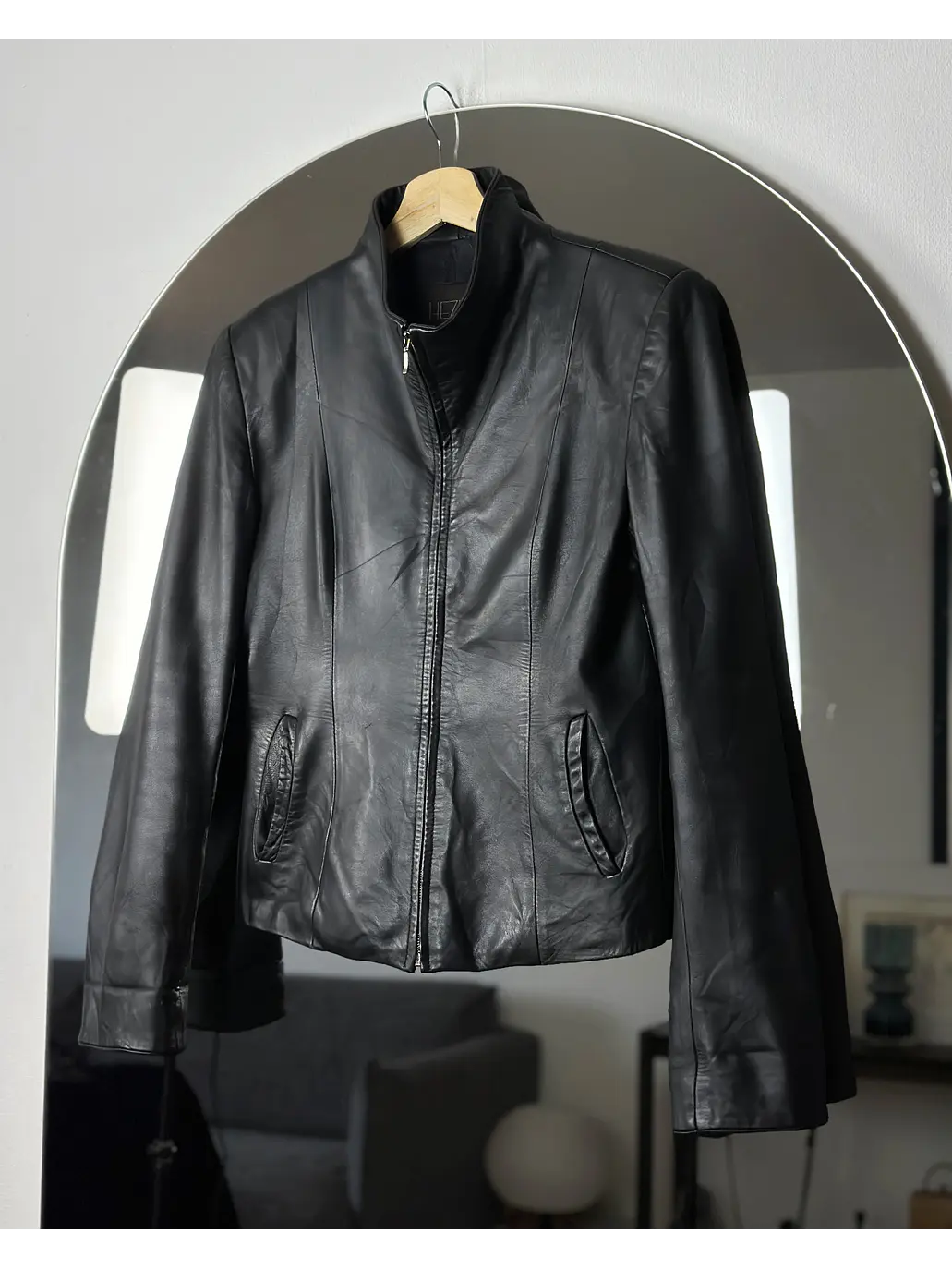 Chaqueta de cuero negra 1