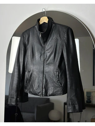 Chaqueta de cuero negra