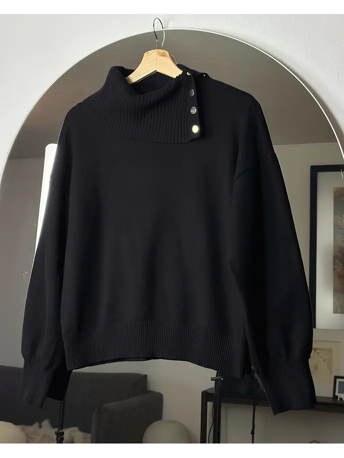 Chaleco negro cuello caído  1
