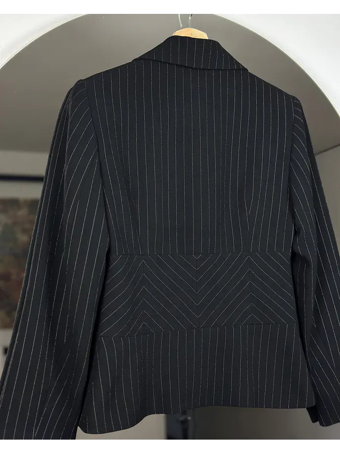 Blazer negro rayado 6