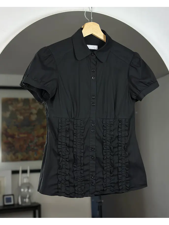 Camisa negra manga corta 1