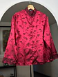 Camisa roja estilo oriental  - Miniatura 1