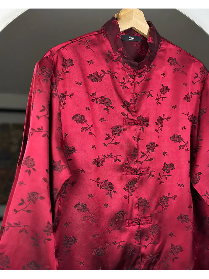 Camisa roja estilo oriental  2