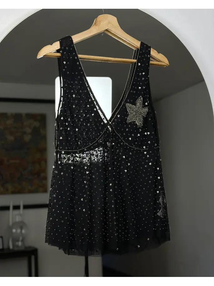 Top de malla bordado 4