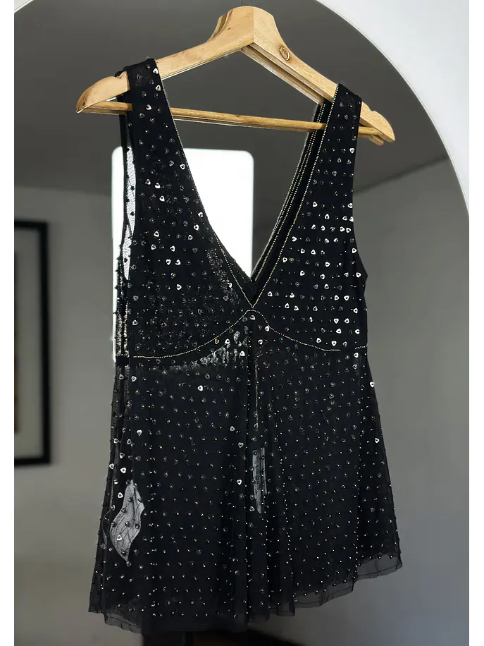 Top de malla bordado 7