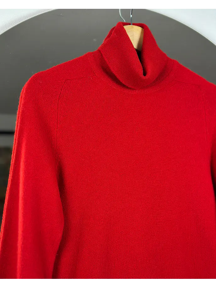 Suéter rojo con cuello 4