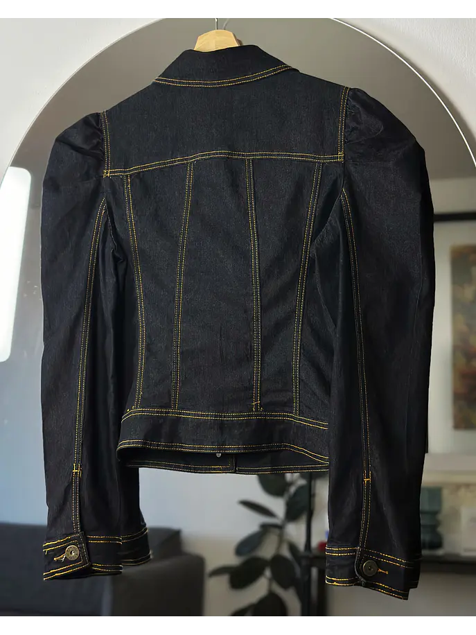 Chaqueta de mezclilla azul 4