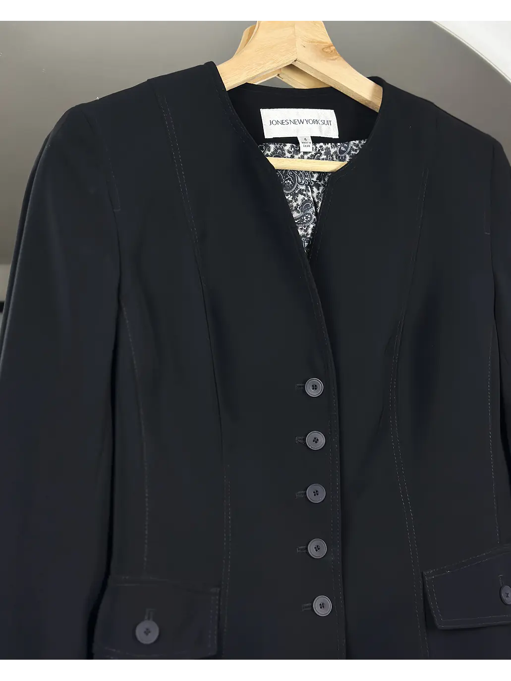 Blazer negro entallado 4