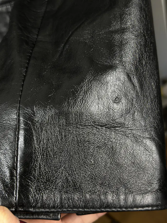 Chaqueta de cuero negra  5