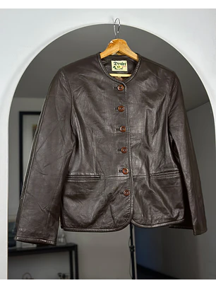 Chaqueta de cuero café