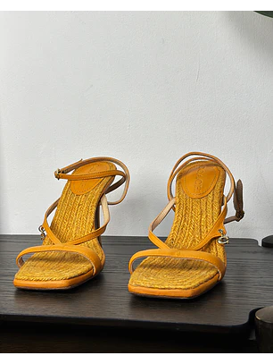Sandalias de cuero naranja