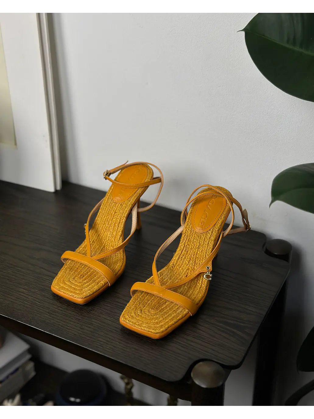 Sandalias de cuero naranja 3