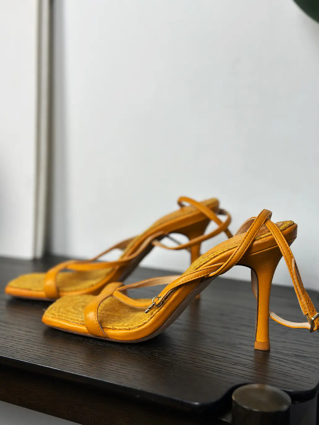 Sandalias de cuero naranja 4