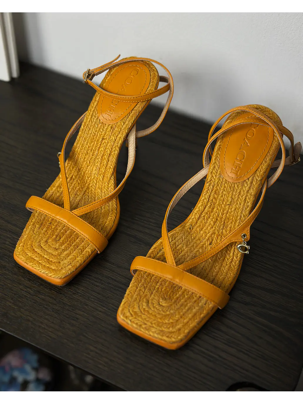 Sandalias de cuero naranja 10